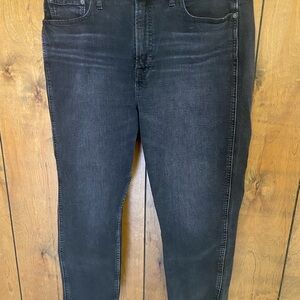 GAP Women's Black Straight Leg Jeans